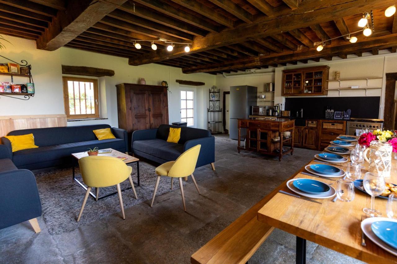 Domaine Du Coq En Pat Bed & Breakfast Augerolles Exterior photo