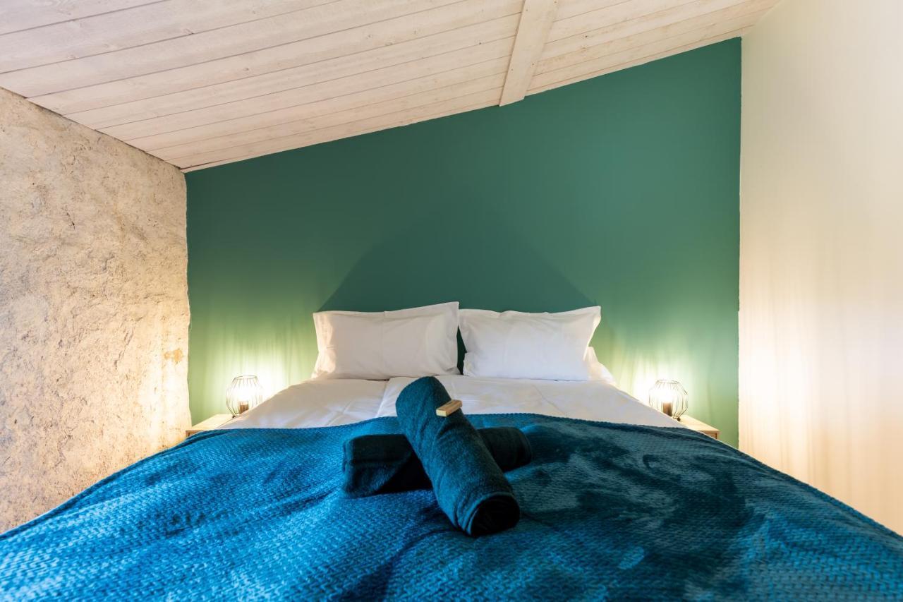 Domaine Du Coq En Pat Bed & Breakfast Augerolles Exterior photo